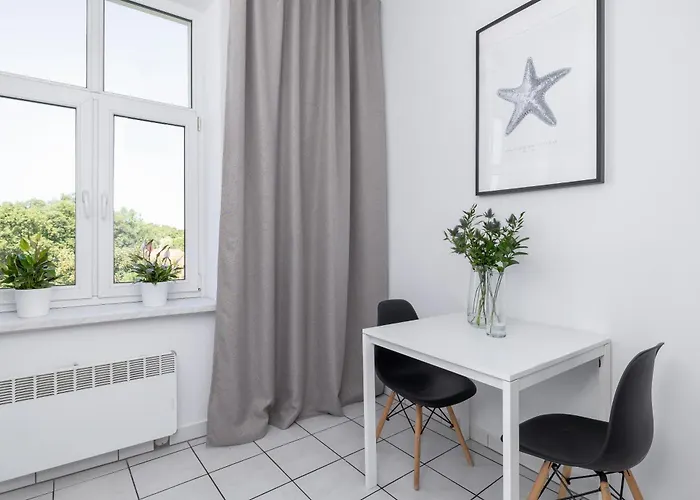 1-Bedroom Apartment - Dluga 65